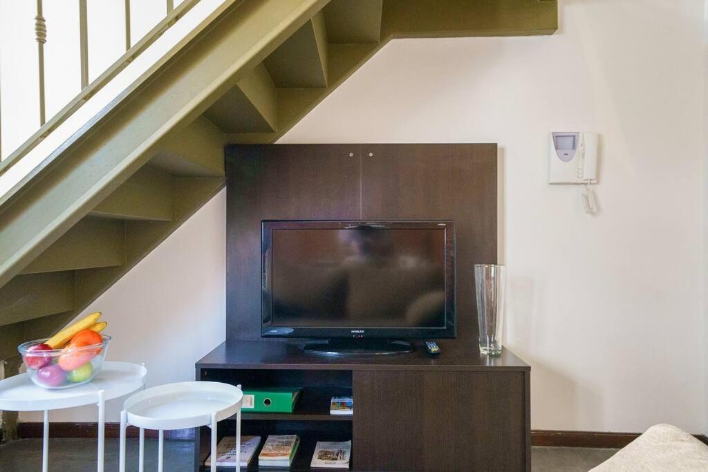Bright Loft With Balcony Overlooking The Square Apartment *