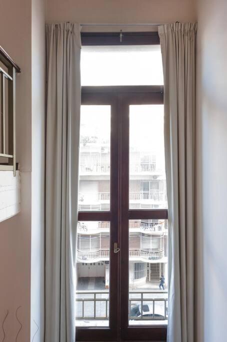Bright Loft With Balcony Overlooking The Square Apartment Buenos Aires
