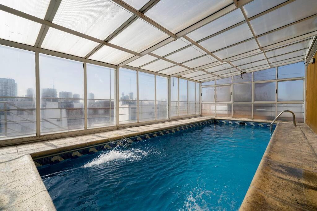 Bright Loft With Balcony Overlooking The Square Apartamento *