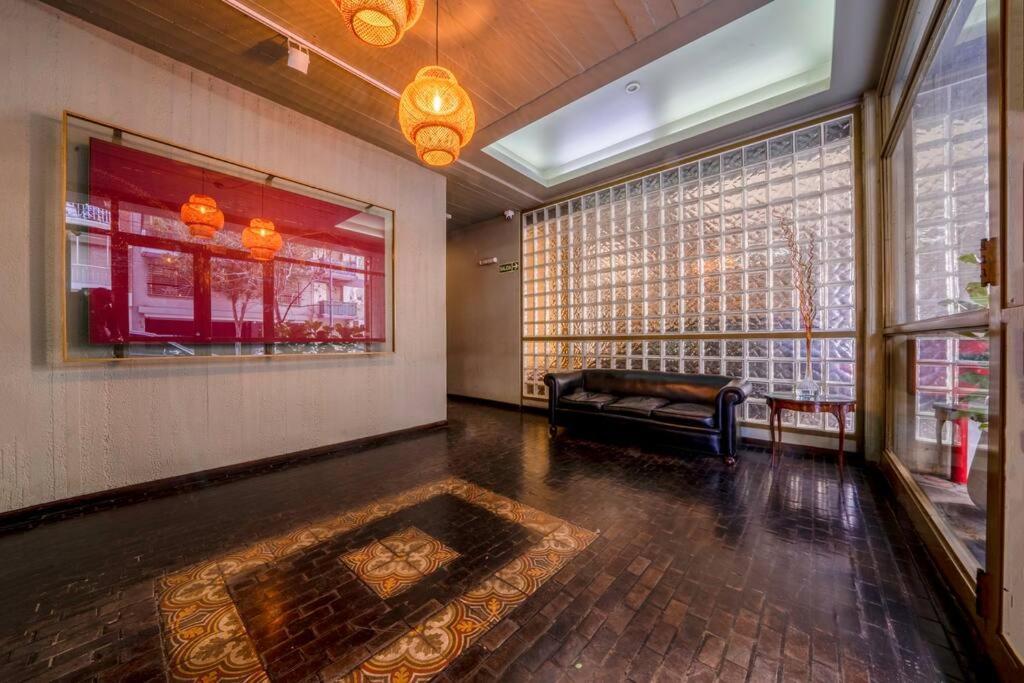Bright Loft With Balcony Overlooking The Square Ciudad Autónoma de Buenos Aires