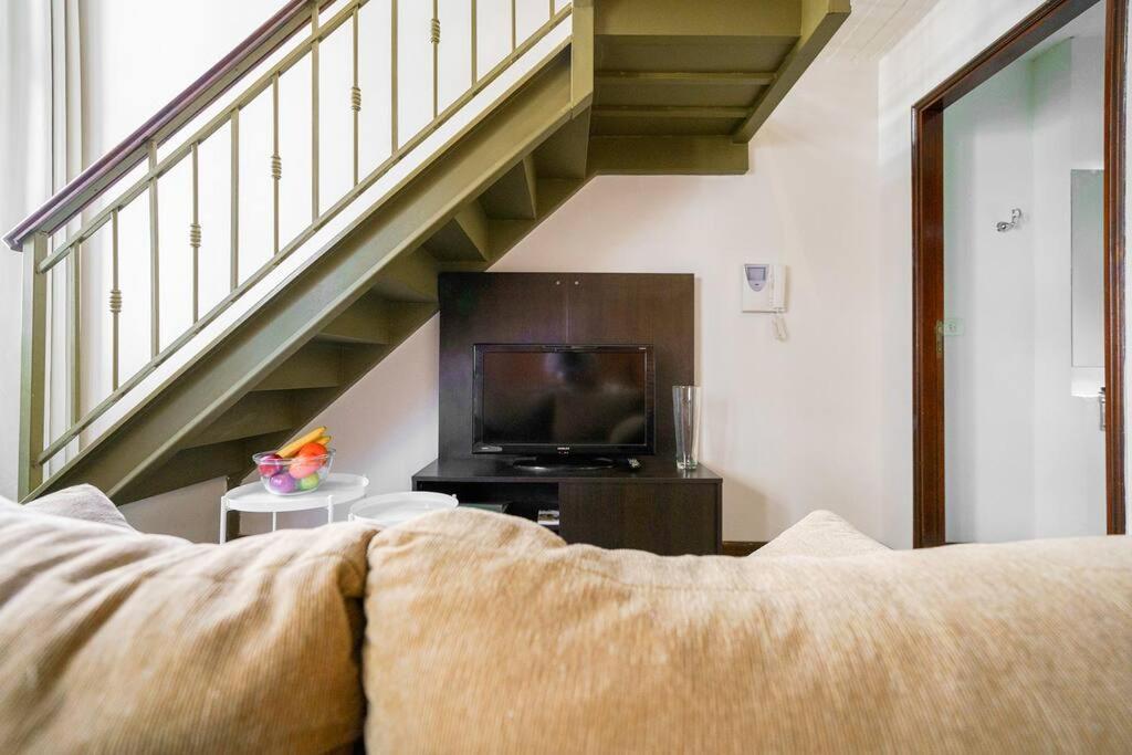 Apartamento Bright Loft With Balcony Overlooking The Square Ciudad Autónoma de Buenos Aires
